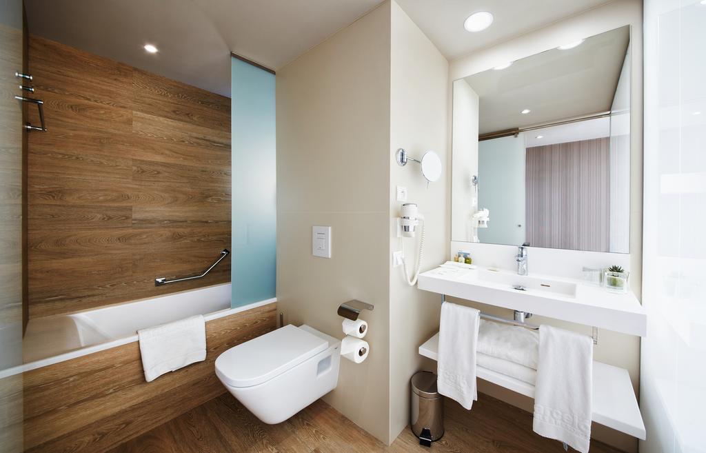 Junior Suite,1433626387:JPEG